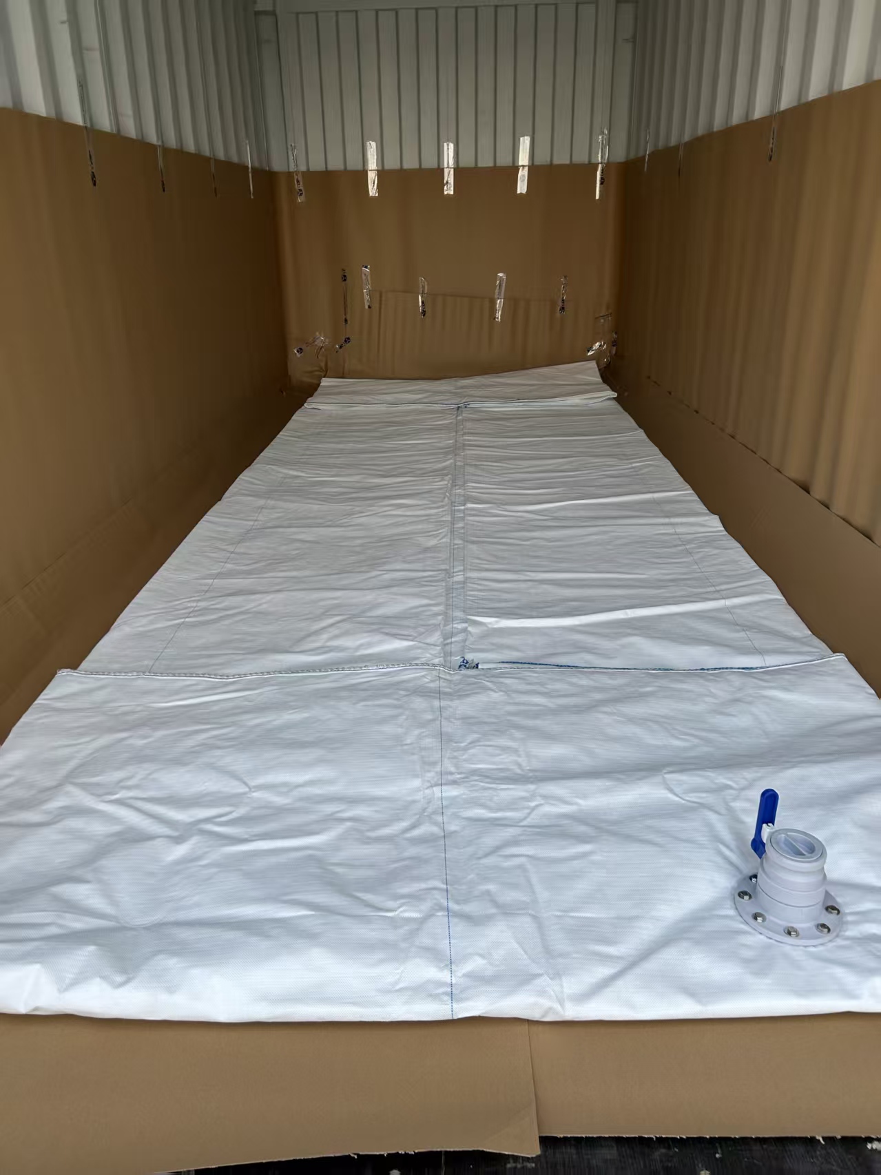 UAN 32